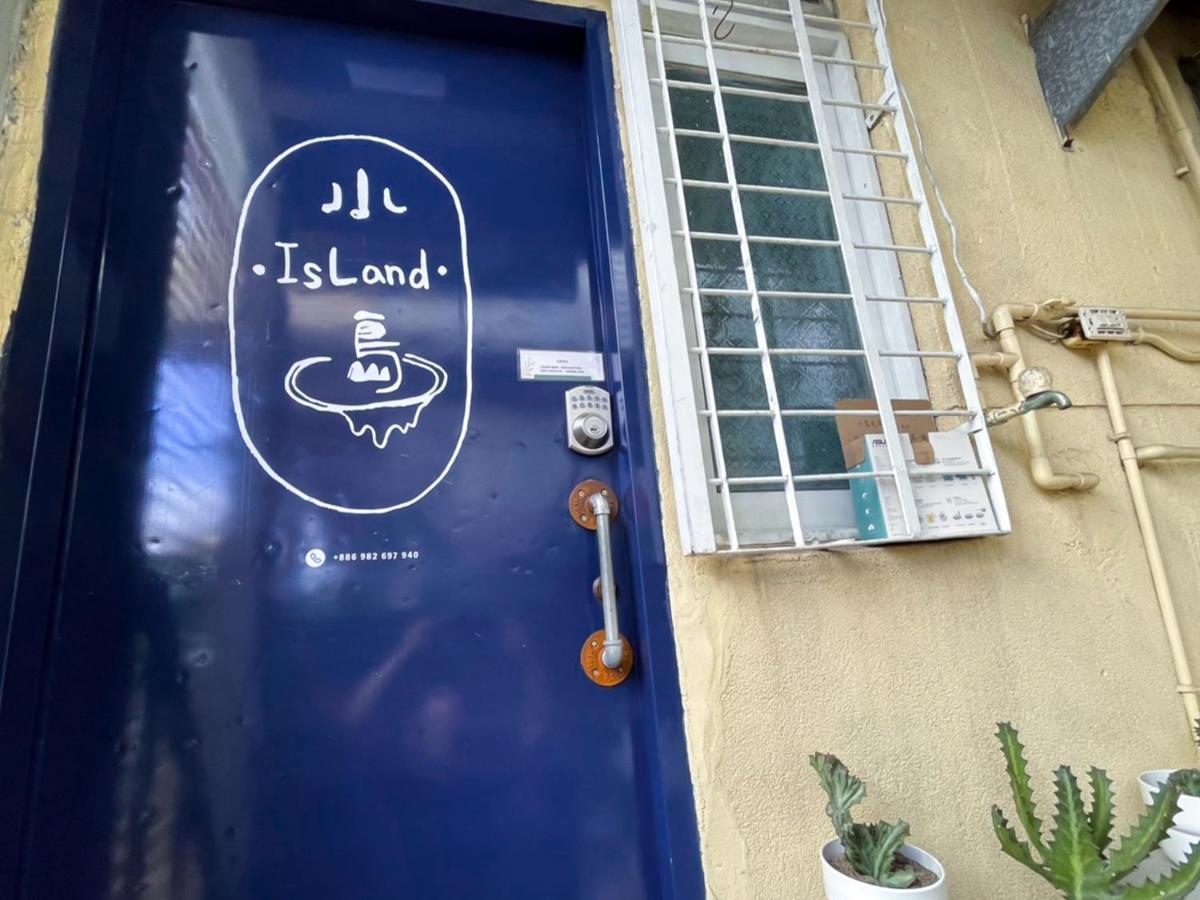 Small Island Homestay تاينان المظهر الخارجي الصورة